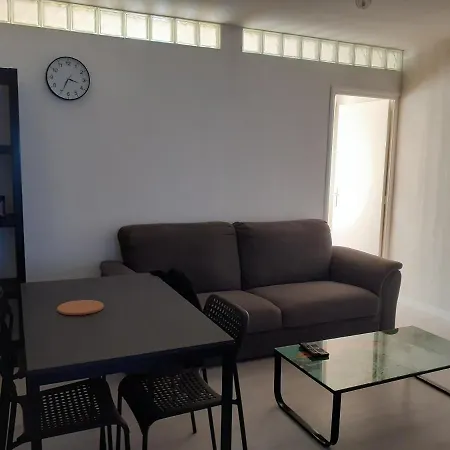 F4 Au Cœur De 3 Nuits Minimum Wifi Et Parking Commun Gratuit Toulon