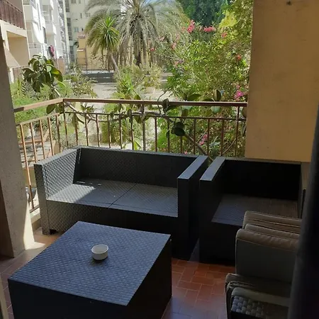 F4 Au Cœur De 3 Nuits Minimum Wifi Et Parking Commun Gratuit Appartement Toulon